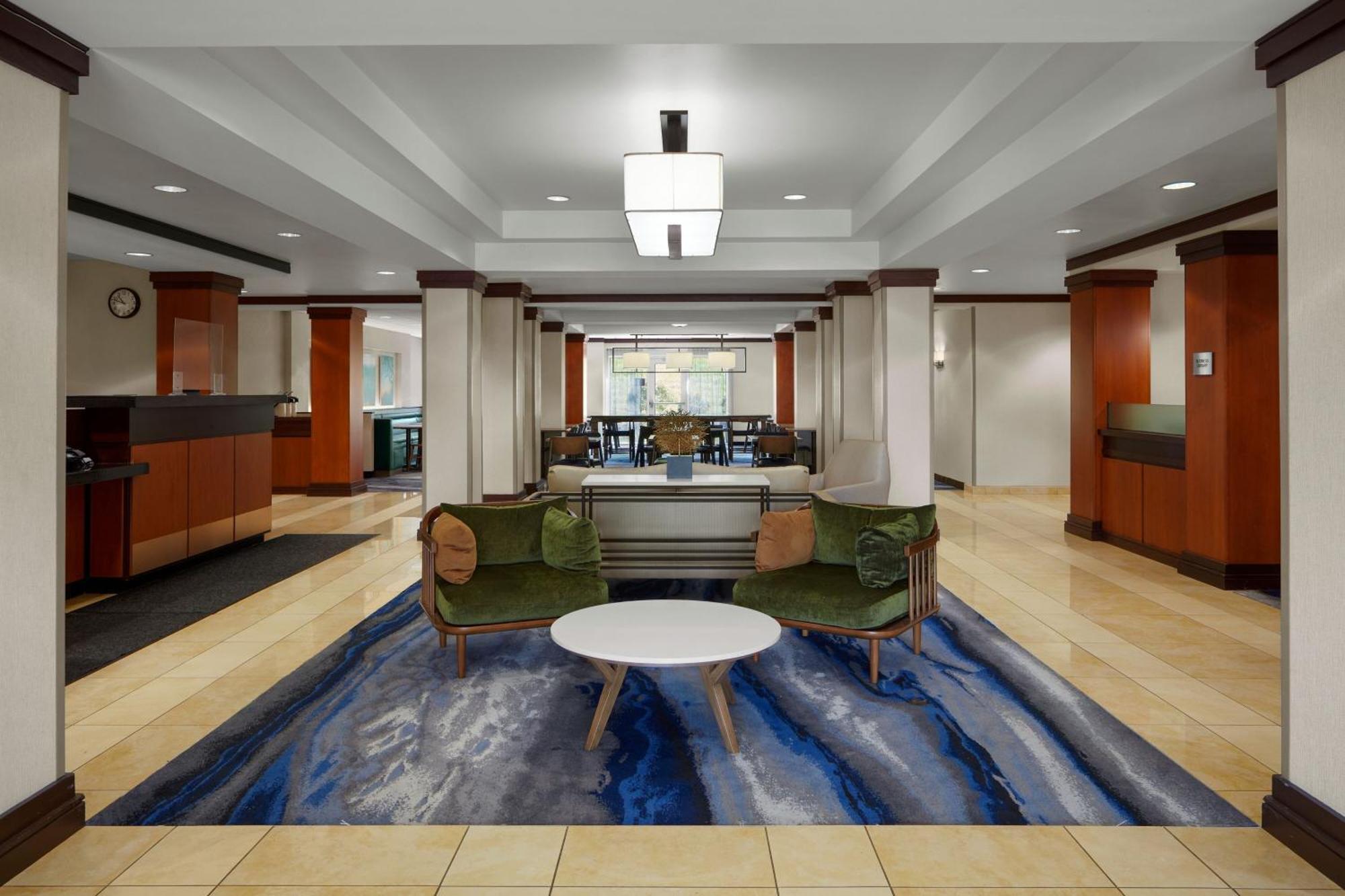 Fairfield Inn & Suites Бедфорд Екстер'єр фото
